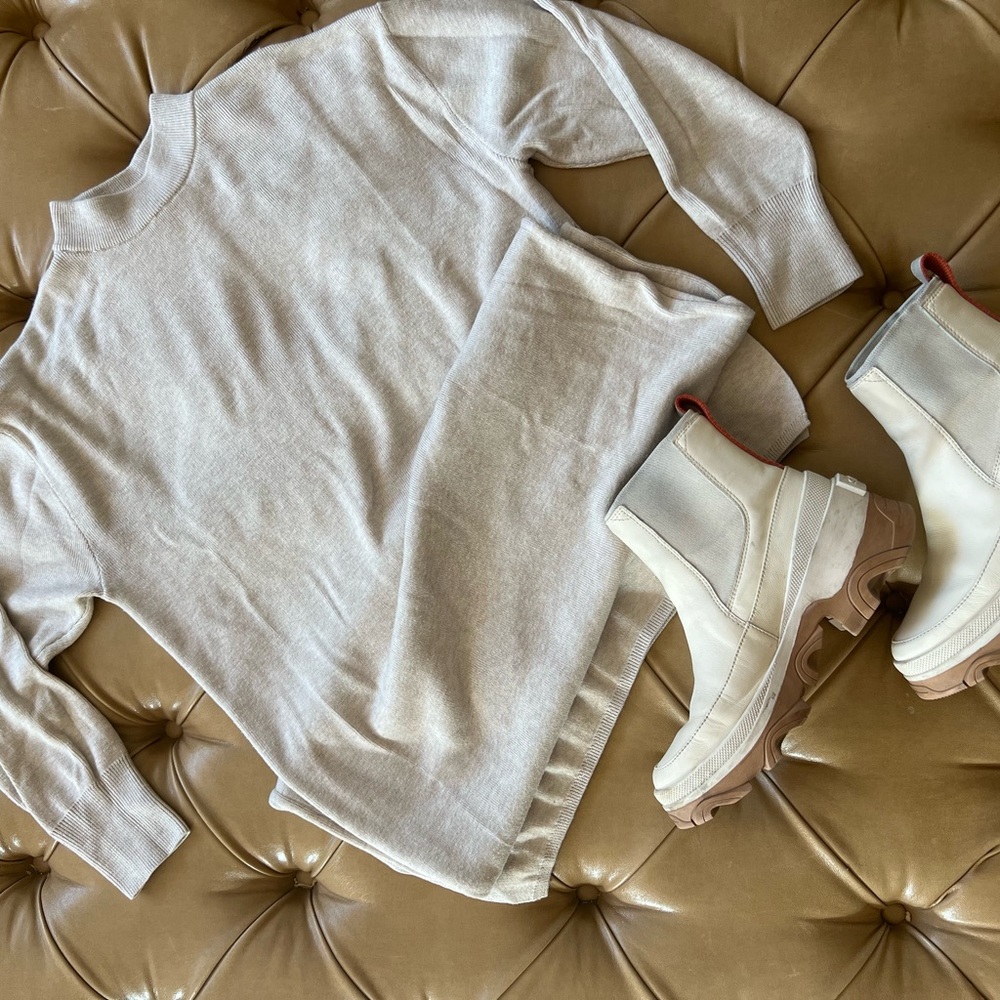 Elegant H&M Cream Midi Sweater Dress Size XS